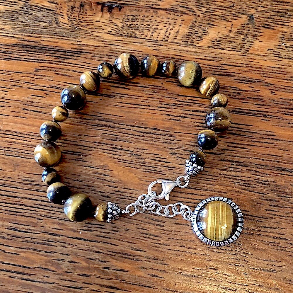 $68 Whitney Kelly Estate Tiger Eye Bracelet marked WK 925 China - Picture 2 of 3